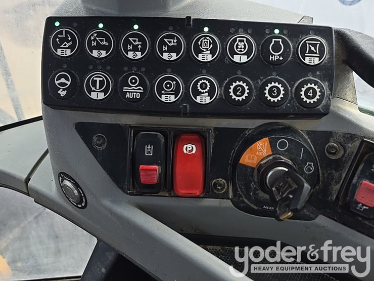 2018-caterpillar-926m-image-40
