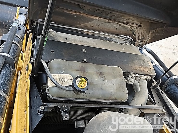 2011-caterpillar-420e-image-42
