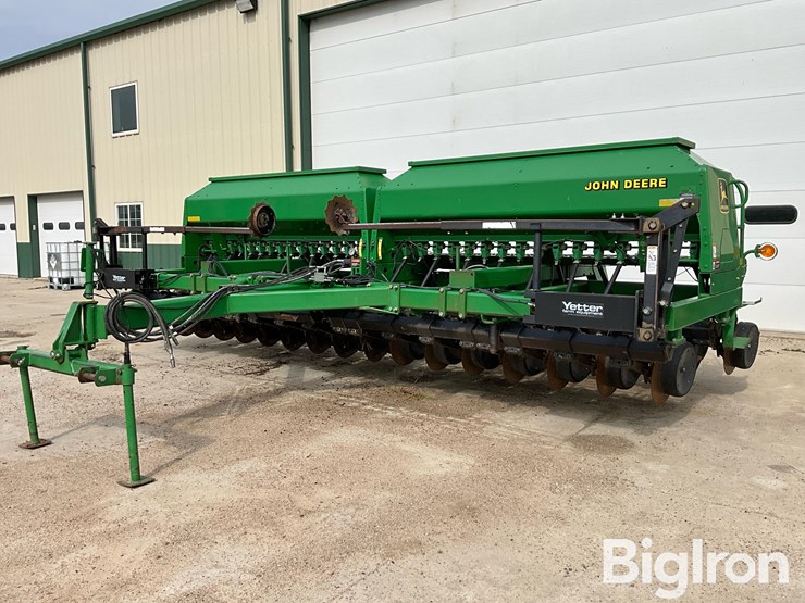1999-john-deere-1560-image-1