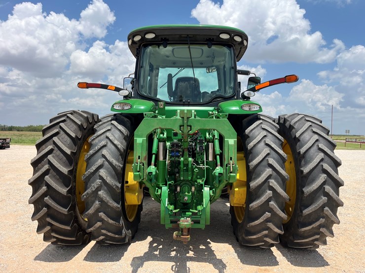 2010-john-deere-8345r-image-10