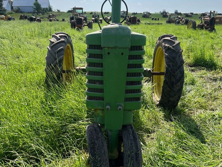 john-deere-h-image-8