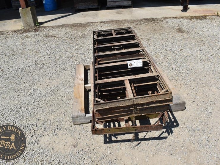 symons-mod-u-forms-44081-image-2
