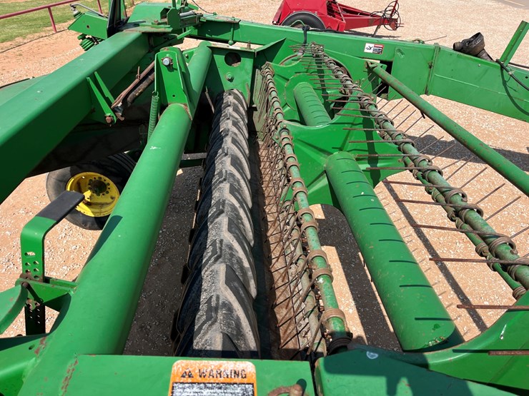 1997-john-deere-820-image-6