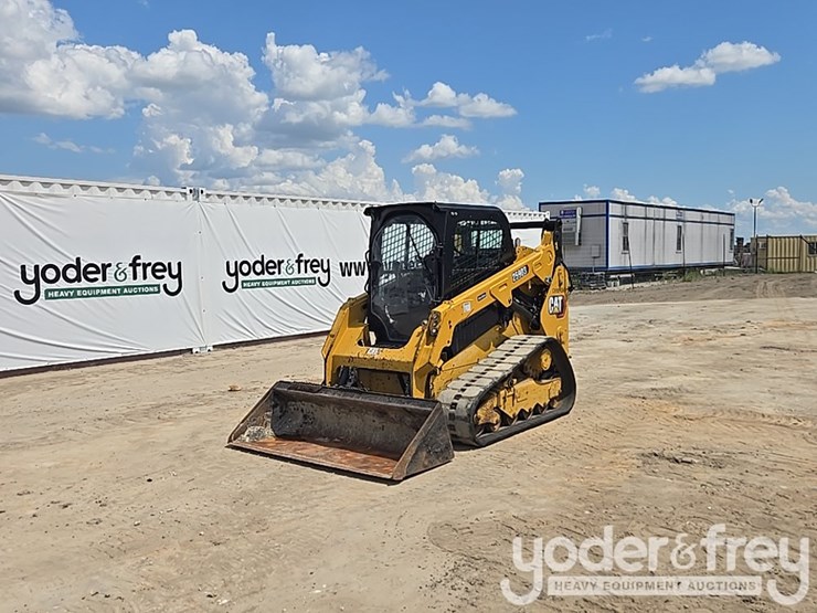 2022-caterpillar-259d3-image-1