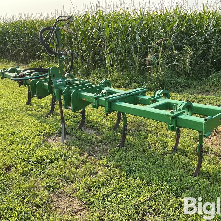 Champion 300 Anhydrous Applicator