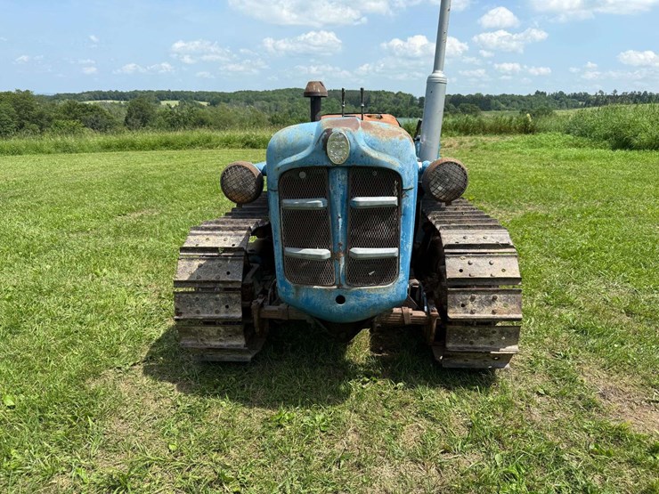 fordson-dexta-image-2