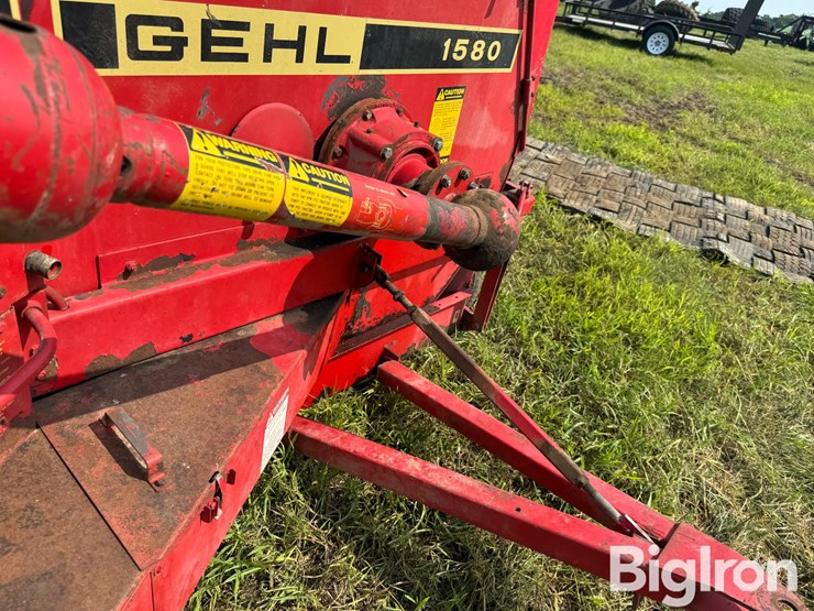 gehl-1580-image-17