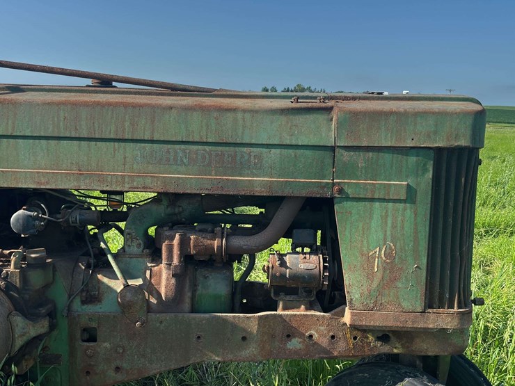 john-deere-70-image-14