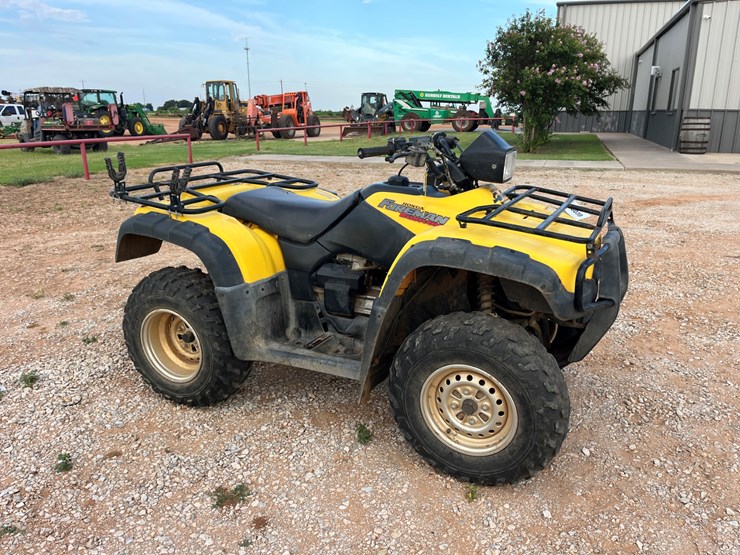 #t8039-•-2003-honda-atv-image-3