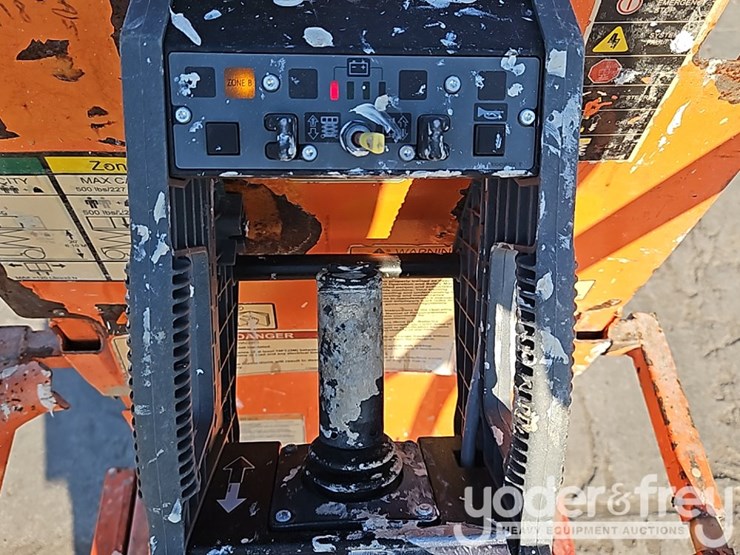 jlg-2632es-image-16