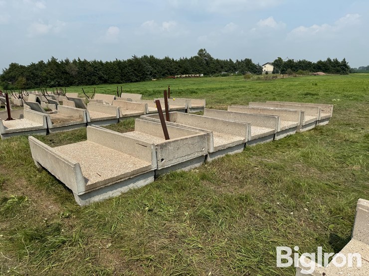 concrete-h-bunks-image-7