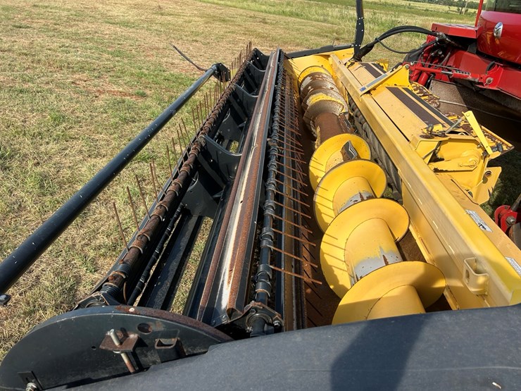 2013-new-holland-h8040-image-10