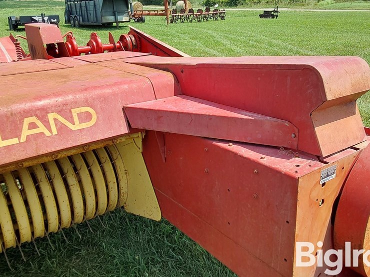 new-holland-273-image-12