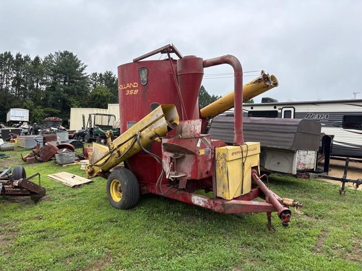 new-holland-358-image-1