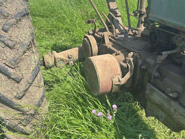 john-deere-model-b-image-40