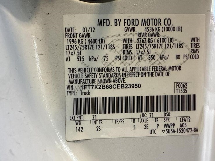 2012-ford-f250-image-17