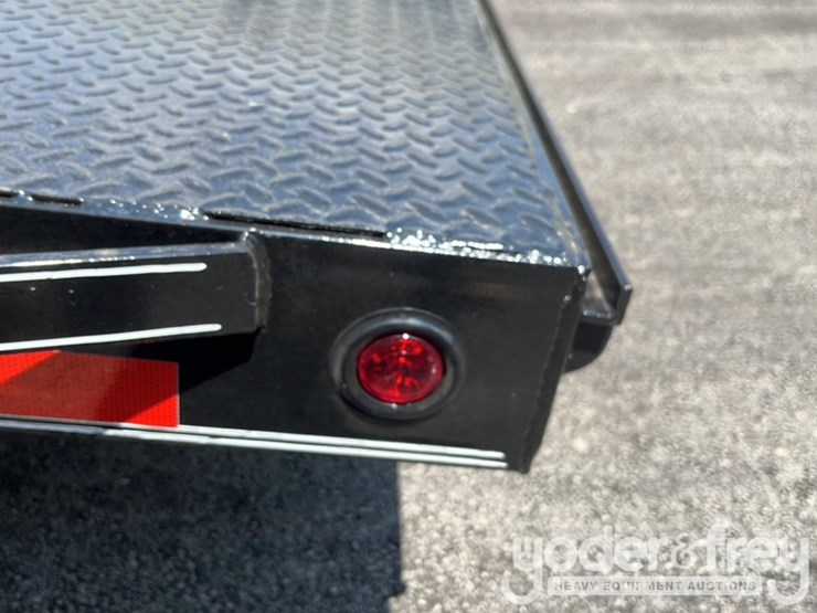 unused-double-a-trailers-83-x-20-14,000#-gvwr,-hdch,2-7000#-axles,-2'-dovetail,-all-led-lights,-st235/80r16-10-ply-on-8-hole-silver-mod-image-24