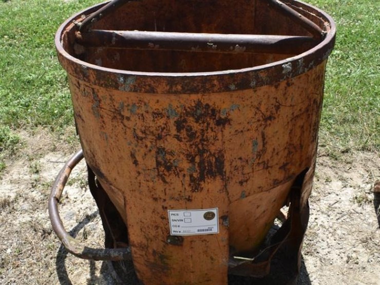 bucket,-gp-concrete-mud-bucket-44101-image-1