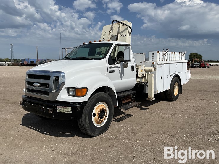2006-ford-f750-image-1