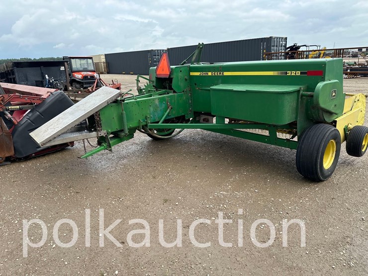 john-deere-328-image-7
