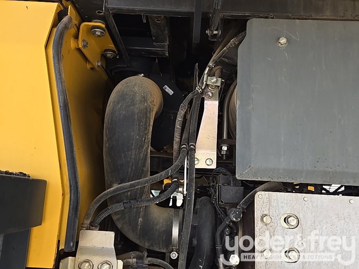 2017-komatsu-wa320-8-image-39