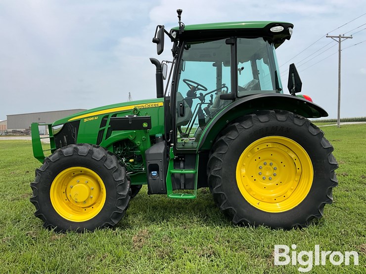 2023-john-deere-5095m-image-8