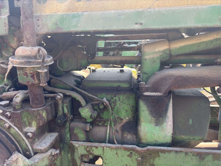 john-deere-720-image-29