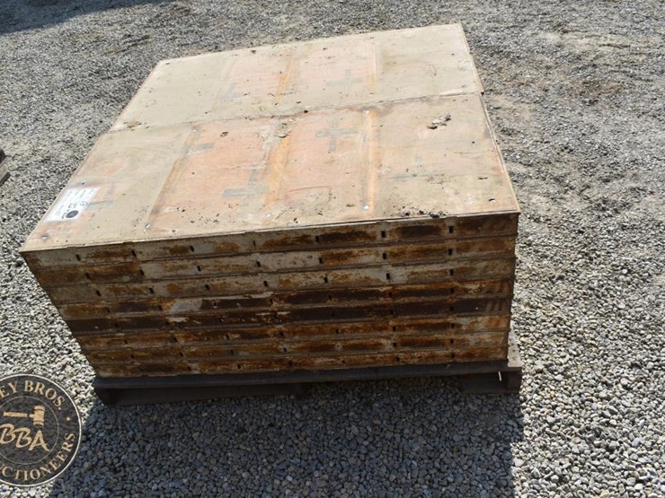 mod-u-forms-wall-forms-44043-image-3