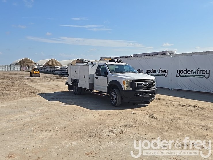 2019-ford-f550-xl-image-7