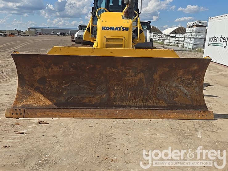 2021-komatsu-d61px-24-image-11