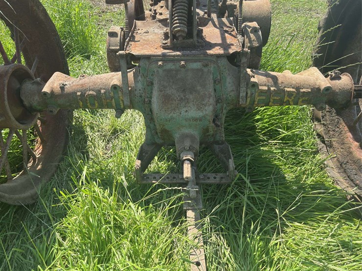 john-deere-model-b-image-35