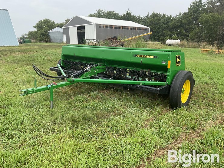 john-deere-450-image-1