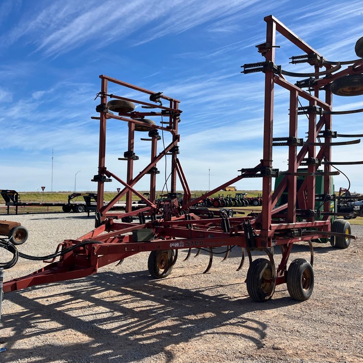CASE IH 5700