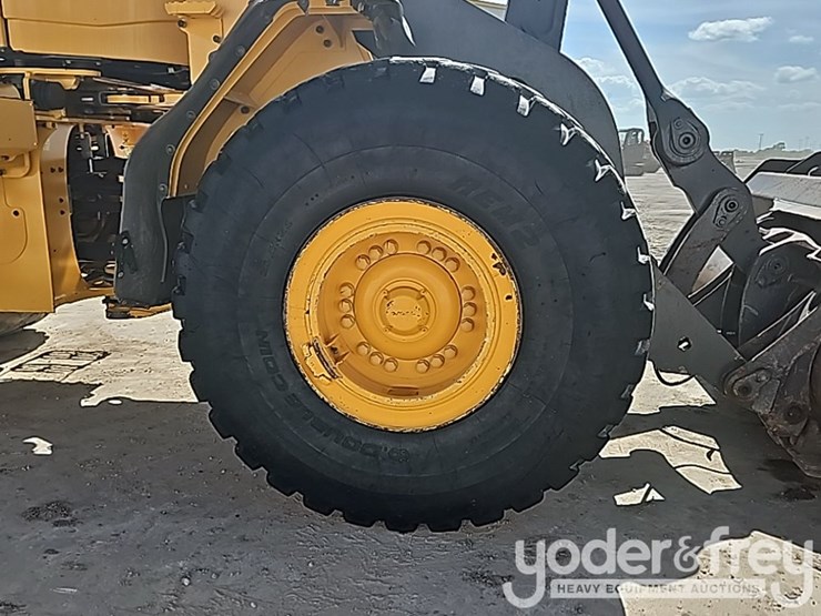 2017-volvo-l110h-image-14