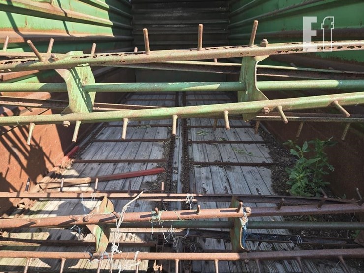 john-deere-716-image-3