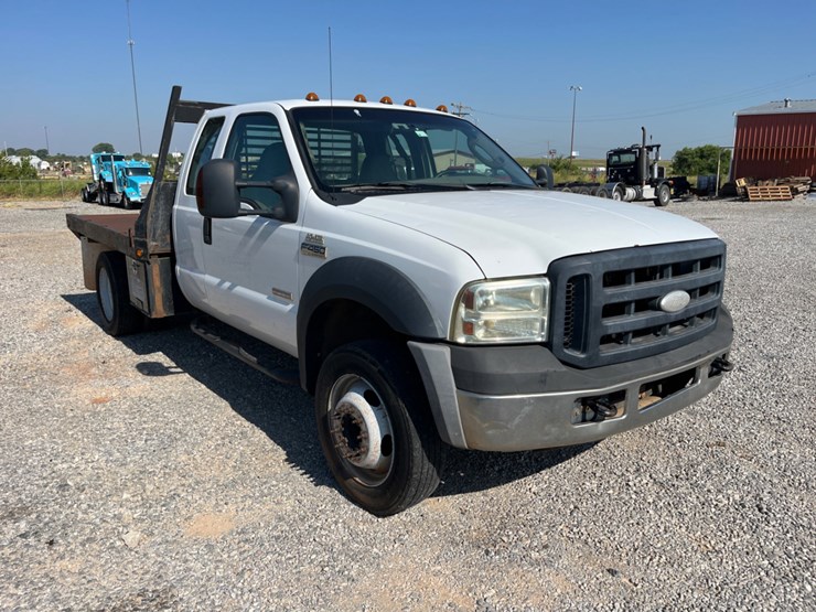 2007-ford-f450-image-3