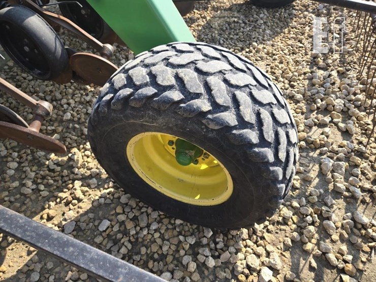 john-deere-1560-image-11