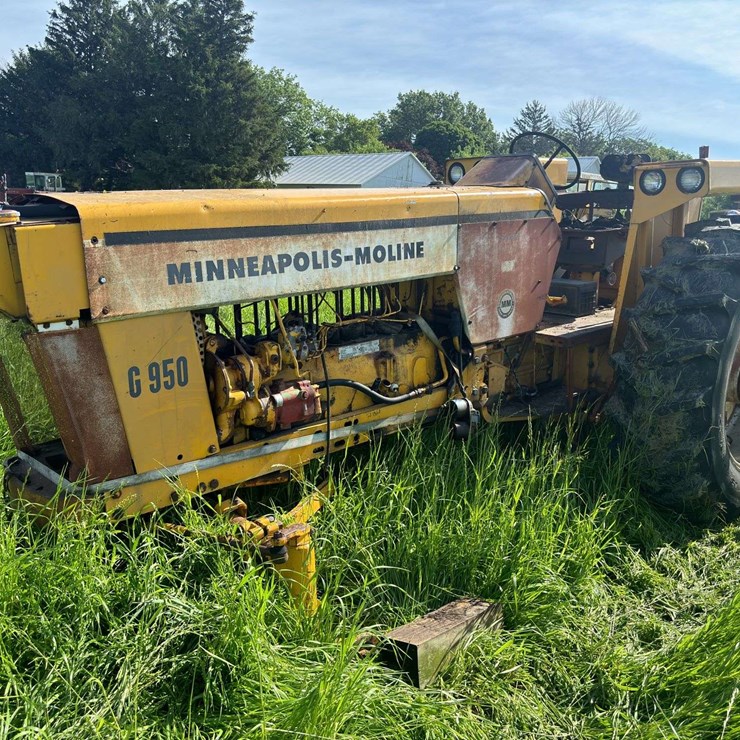 MINNEAPOLIS MOLINE G950