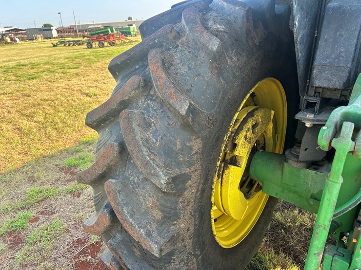 john-deere-6110m-image-7