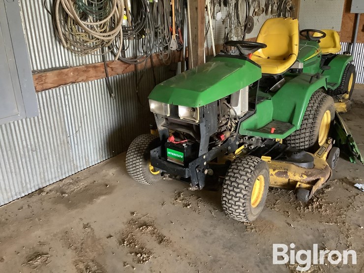 john-deere-445-image-1