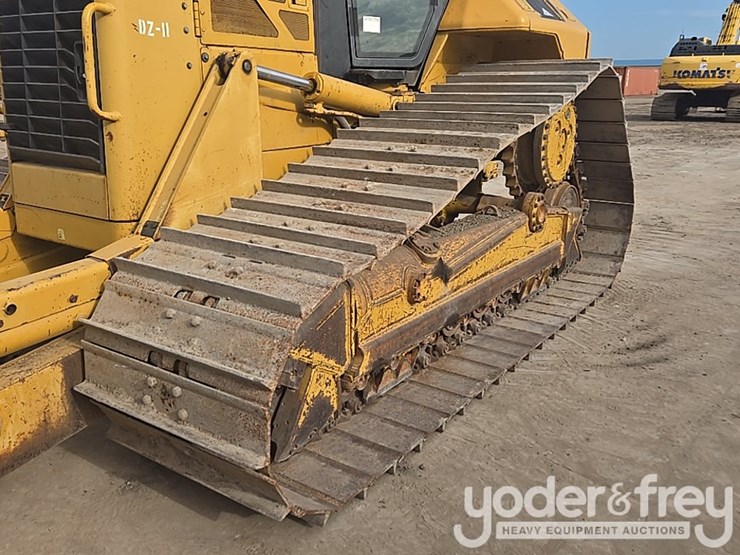 2008-caterpillar-d6n-lgp-image-9