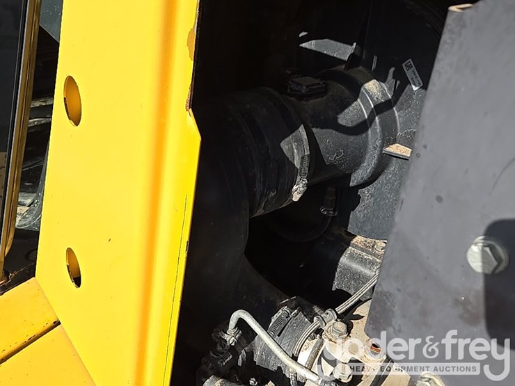 2014-komatsu-d155ax-7-image-46