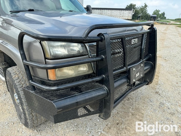 2006-chevrolet-2500hd-image-13