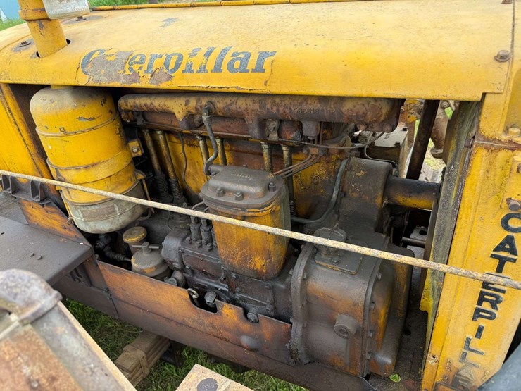 caterpillar-d6-image-18
