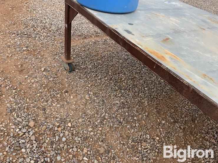 shop-made-work-table-image-11