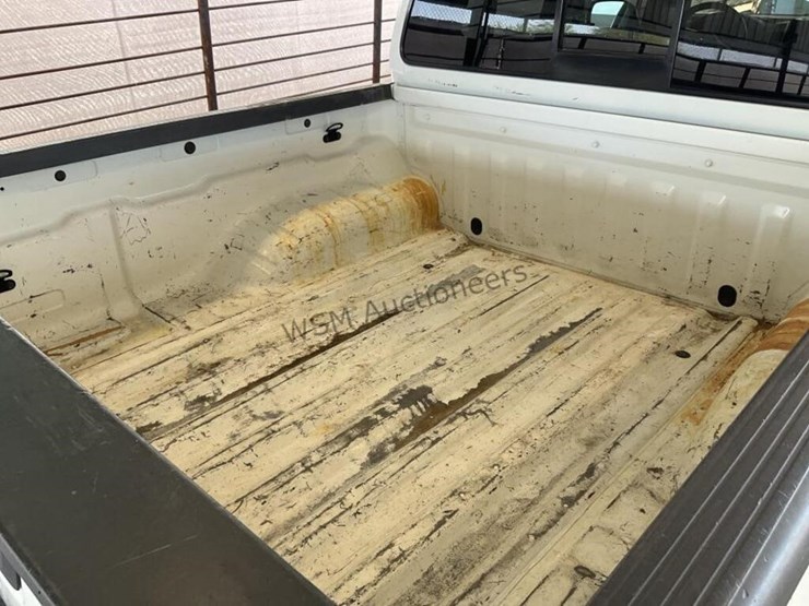 2015-nissan-frontier-image-9