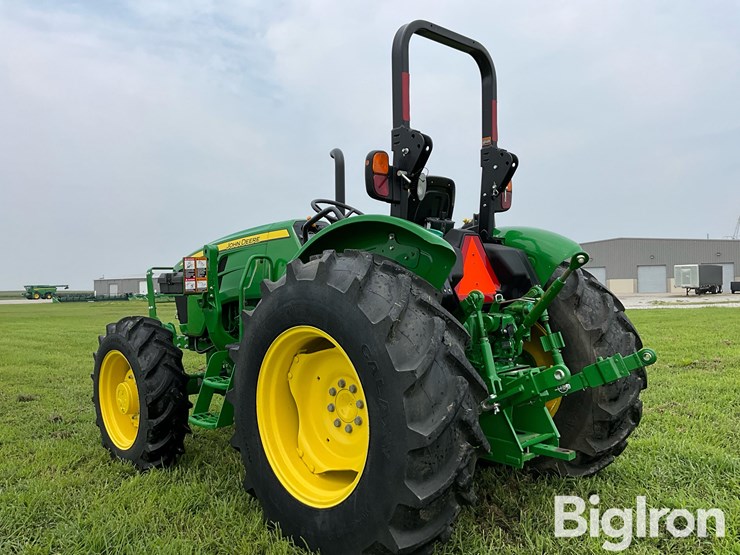 2023-john-deere-5067e-image-7