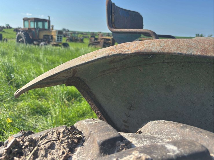 john-deere-70-image-22