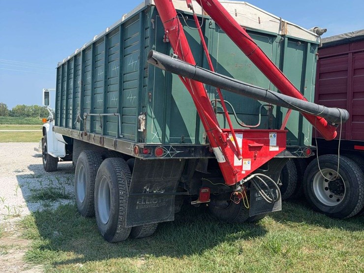 1975-wheeler-18-ft-image-6