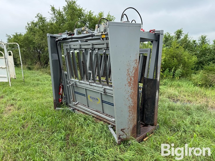 silencer-cattle-chute-image-7